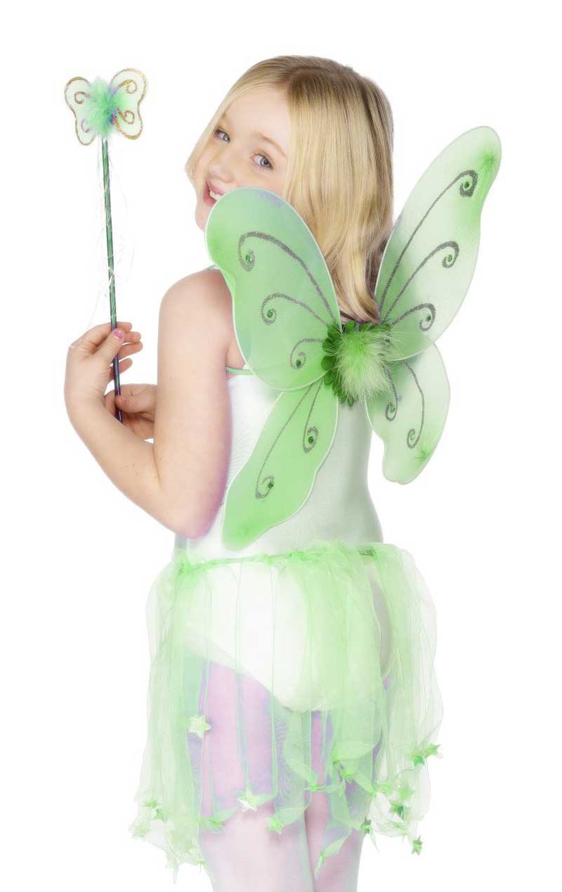 Grüne Schmetterlingsflügel und Zauberstab